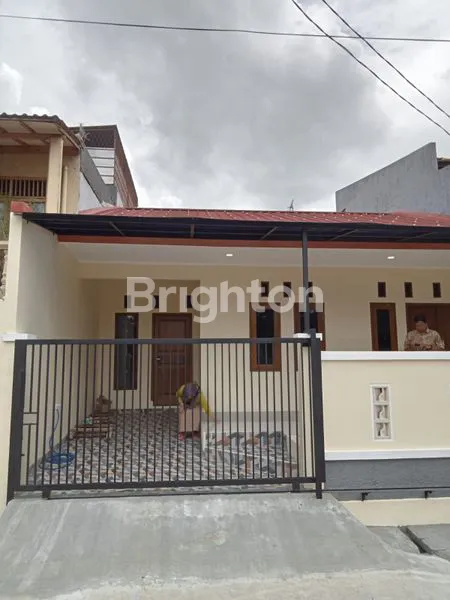 image RUMAH SIAP HUNI, BARU SELESAI RENOVASI – 5 MENIT KE STASIUN LRT CIKUNIR 2 (1)