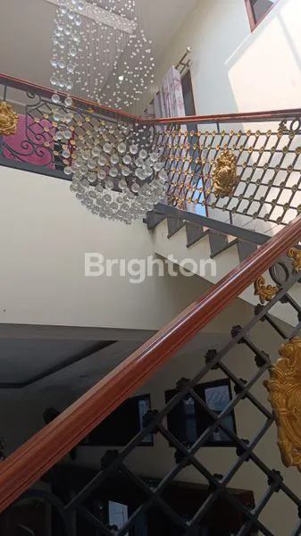 image DI JUAL RUMAH DUA LANTAI DI KOMPLEK SEGNEG DI KAWASAN CIDODOL BARU KEBAYORAN LAMA JAKARTA SELATAN  (2)