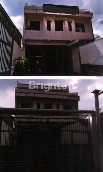 image RUMAH DI JL JENDRAL S PARMAN SIDOARJO LOKASI STRATEGIS (1)