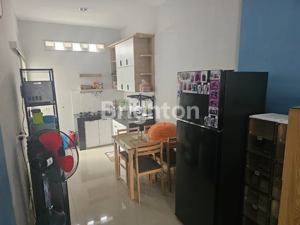 image JUAL RUMAH - FULL RENOVASI - FULL FURNISHED + ELEKTRONIK (TINGGAL MASUK RUMAH) (7)