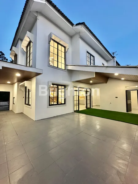 image DIJUAL CEPAT! RUMAH MEWAH LUAS SIAP HUNI DI DELTAMAS BEKASI (5)