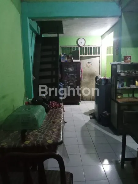 image RUMAH SIAP HUNI DI PLAMONGAN INDAH (2)