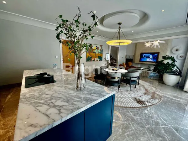 image RUMAH MEWAH ALAM SUTERA KLASIK DAN BERKELAS (3)