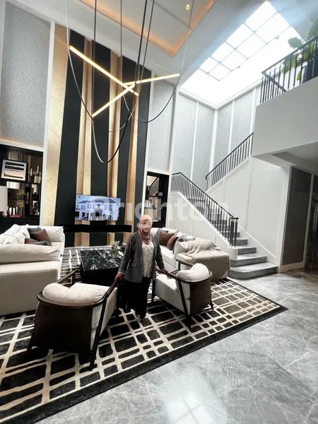 image RUMAH MEWAH ALAM SUTERA BERKELAS DAN BERKUALITAS (1)