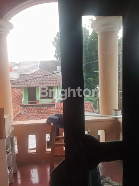 image RUMAH 2 LANTAI SHM, LT 90M² LB 140M² DI KALISARI (3)