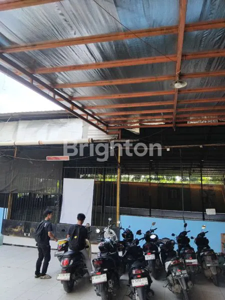 image PROPERTI LENGKAP: RUMAH 2 LANTAI & LAPANGAN FUTSAL (1)