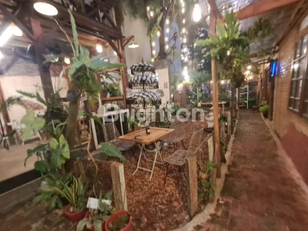 image PROPERTI LENGKAP: RUMAH 2 LANTAI & LAPANGAN FUTSAL (7)