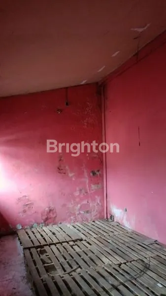 image SEWA LAHAN 500M² + BANGUNAN 200M² DI MAHENDRADATTA (5)