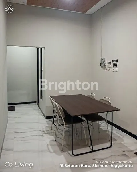 image KOST EKSKLUSIF SETURAN, 15 KAMAR FULL FURNISHED (2)