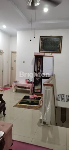 image RUMAH 2LANTAI DI DUTA BINTARO (5MENIT DARI ALAMSUTERA) TANGERANG (4)