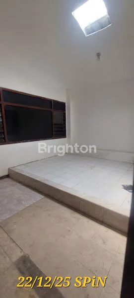 image GUDANG MURAH SIAP PAKAI DEKAT TOL DAN AKSES KOTA (3)