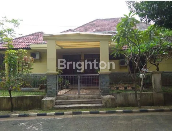 image RUMAH MEWAH TIPE HOOK /LUAS DI KEMANG PRATAMA LOKASI STRATEGIS | LINGKUNGAN PREMIUM | HARGA NEGO  (1)