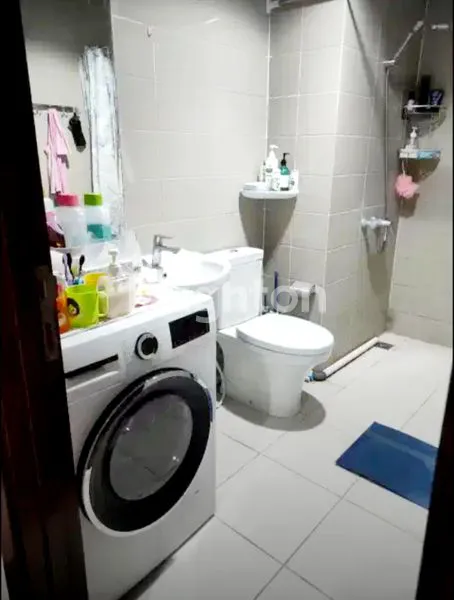 image APARTEMEN SPRINGHILL 2BR TOWER OAKWOOD SEMI FURNISH (6)