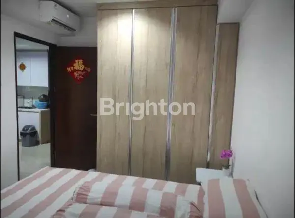 image APARTEMEN SPRINGHILL 2BR TOWER OAKWOOD SEMI FURNISH (3)