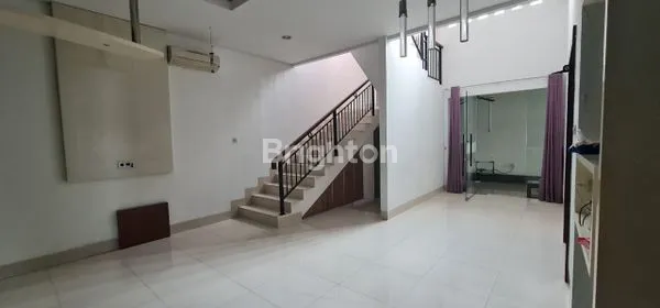 image RUMAH CLUSTER BSD BANGUNAN MANDIRI LOKASI SANGAT STRATEGIS DEKAT PINTU TOL, STASIUN RAWABUNTU (3)