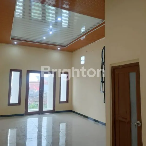 image RUKO 2½ LANTAI DI PONDOK AREN, LT 140M² (8)