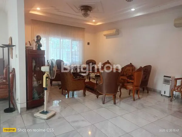 image RUMAH MEWAH DAN SANGAT STRATEGIS UNTUK SEMUA DI SUNTER KARYA (4)