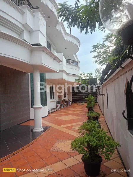 image RUMAH MEWAH DAN SANGAT STRATEGIS UNTUK SEMUA DI SUNTER KARYA (3)