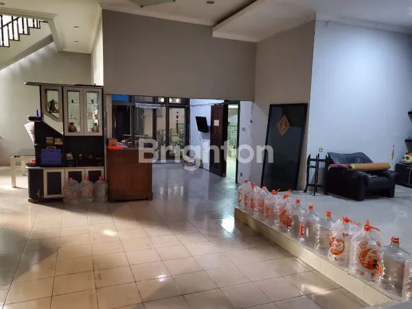 image DIJUAL RUMAH HOEK SHM LOKASI STRATEGIS BEBAS BANJIR METRO SUNTER (6)