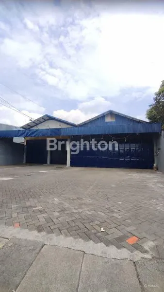 image GUDANG SIAP HUNI NOL JALAN RAYA DI SEDATI (1)