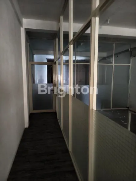 image RUKO 3,5 LANTAI DI RAYA KENJERAN FIRA SURABAYA (8)