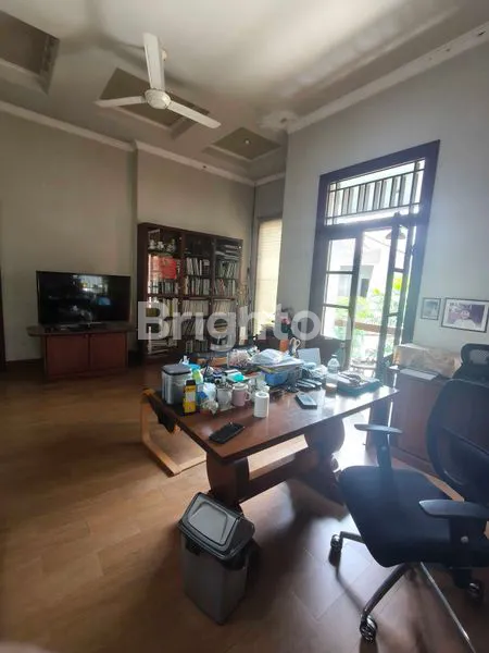 image RUMAH BAGUS PREMIUM 2 LANTAI ,ROW 2 MOBIL ,BEBAS BANJIR, JAKARTA BARAT (7)