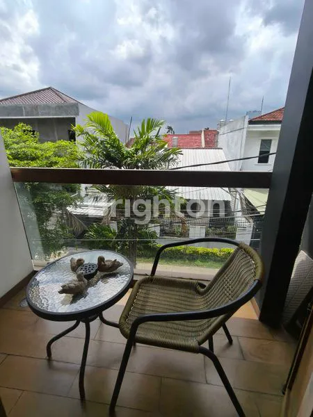 image RUMAH BAGUS PREMIUM 2 LANTAI ,ROW 2 MOBIL ,BEBAS BANJIR, JAKARTA BARAT (5)