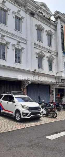 image DI SEWA ATAU DI JUAL RUKO 3 LT PDA GANDENG DI GADING SERPONG (2)