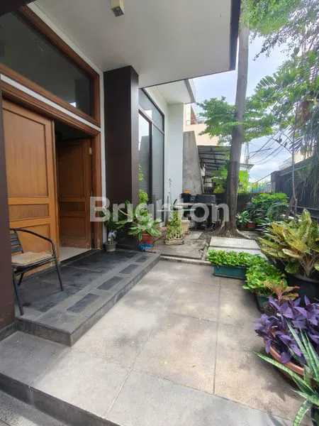 image RUMAH MEWAH 2 LANTAI DURI KEPA JAKARTA BARAT (1)