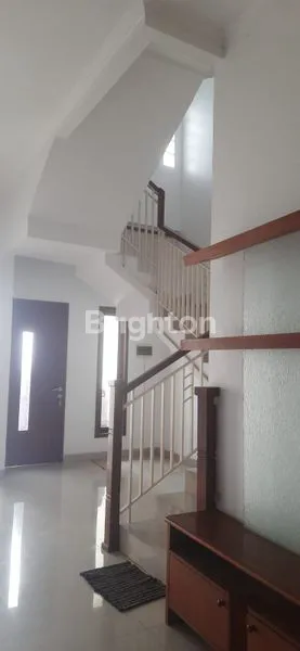 image RUMAH 3 LANTAI  KT 6+1 TEBET, JAKARTA SELATAN (5)