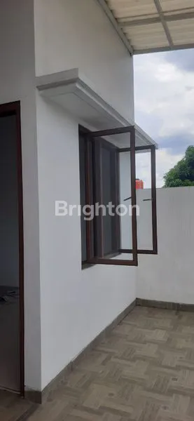 image RUMAH 3 LANTAI  KT 6+1 TEBET, JAKARTA SELATAN (6)