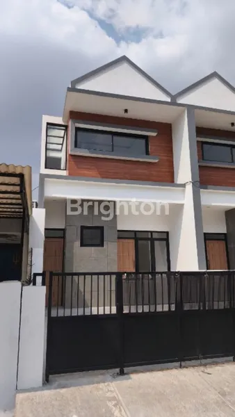 image RUMAH BARU LEBAR 5 TENGGILIS DEKAT UBAYA SURABAYA (1)