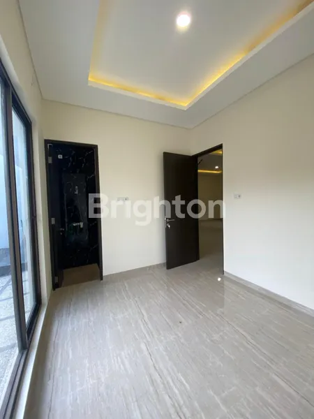 image DIJUAL RUMAH CITRALAND UTAMA CLUSTER INTERNATIONAL VILLAGE LANGKA (2)