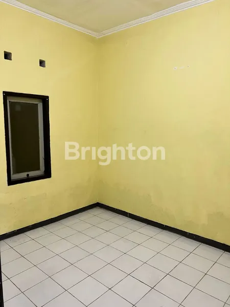 image RUMAH JL MEDAYU UTARA, PERUM GRAHA INDAH DEKAT MEDOKAN AYU, PENJARINGAN, GUNUNGANYAR (5)