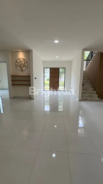 image DIJUAL RUMAH BANGUNAN MANDIRI THE EMINENT BSD (5)