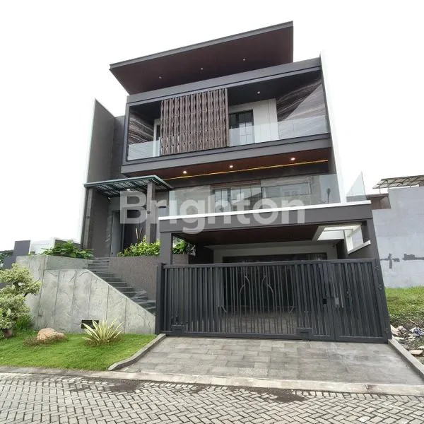 image HUNIAN MODERN 4 LANTAI, LT 264M² DI CITRALAND SURABAYA (2)