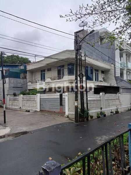 image DIJUAL RUMAH HOOK KOMPLEK DKI SUNTER – BEBAS BANJIR, LINGKUNGAN TENANG\N (1)