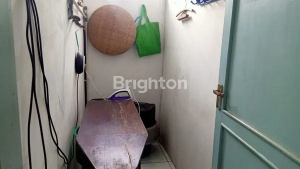 image RUMAH KLASIK BERSIH RAPI DAN STRATEGIS (7)