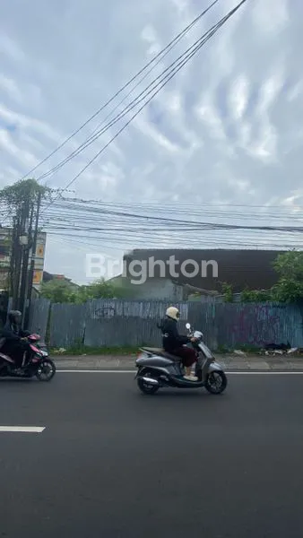 image DIJUAL TANAH PINGGIR JALAN UTAMA DENPASAR BARAT – LUAS 7,4 ARE (1)
