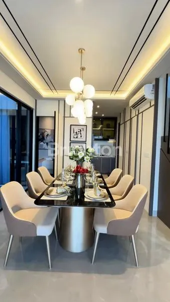 image RUMAH GREENLAKE CITRALAND TYPE VERDELLA DI SURABAYA BARAT AREA WIYUNG (4)