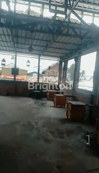 image RUKO 2 LANTAI DIPINGGIR JALAN RAYA, TUREN (8)