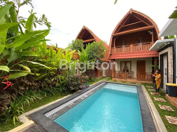 image SEWA VILLA MEWAH 4 KAMAR DI SESEH MUNGGU BALI – FULL FURNISHED, DEKAT PANTAI, LOKASI PREMIUM BADUNG (2)
