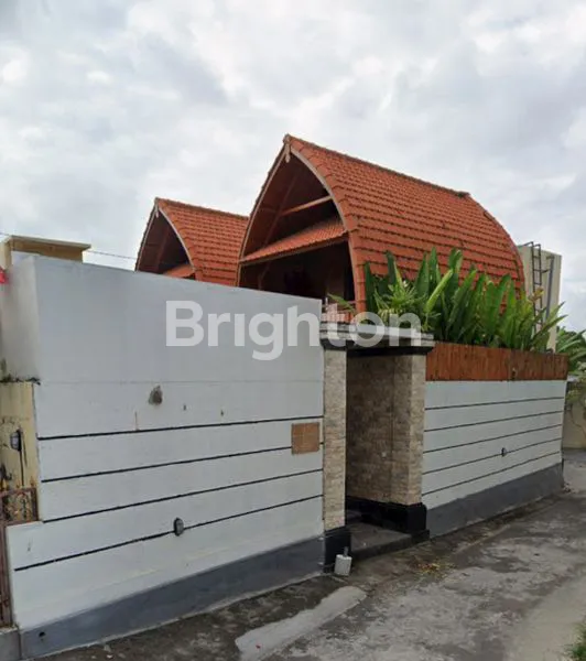 image SEWA VILLA MEWAH 4 KAMAR DI SESEH MUNGGU BALI – FULL FURNISHED, DEKAT PANTAI, LOKASI PREMIUM BADUNG (1)