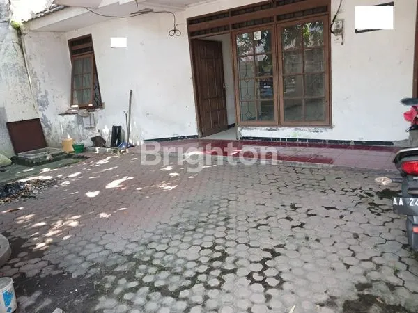 image RUMAH HUNI BISA UNTUK USAHA (2)