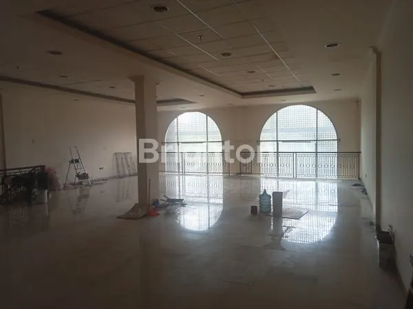 image   RUKO  GANDENG 3 LANTAI  DI PERTOKOAN REVO MALL,LOKASI STRATEGIS TERKONEKSI DENGAN LRT. HARGA NEGO !!! (5)