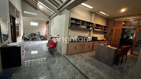 image RUMAH SEMI-FURNISH SIAP HUNI, LT 420M² DI GUNUNG BATU DALAM (5)
