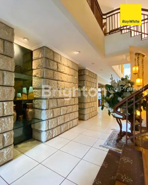 image RUMAH MEWAH PREMIUM DI PONDOK INDAH JAKARTA SELATAN (6)