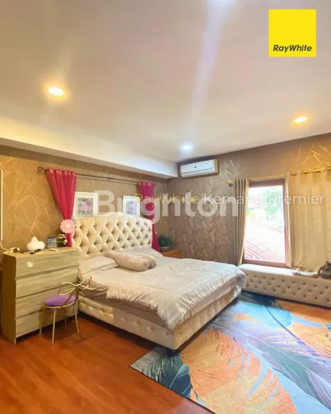 image RUMAH MEWAH PREMIUM DI PONDOK INDAH JAKARTA SELATAN (5)
