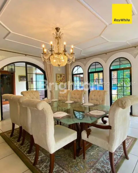image RUMAH MEWAH PREMIUM DI PONDOK INDAH JAKARTA SELATAN (4)