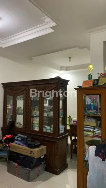 image RUMAH SECOND RUNGKUT MAPAN DEKAT KAMPUS UPN LOKASI STRATEGIS (2)